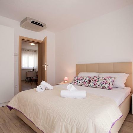 Apartments Mia 4&5 Baška Voda Exteriör bild